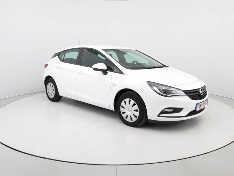 Opel Astra 1.4, снимка 3 - Автомобили и джипове - 46545513