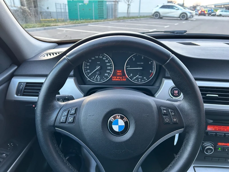 BMW 320 d XDRIVE, снимка 11 - Автомобили и джипове - 48409111