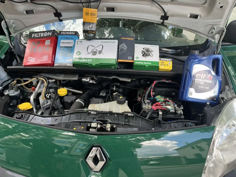 Renault Kangoo 1.5 dci-68к.с., снимка 9 - Автомобили и джипове - 51972667