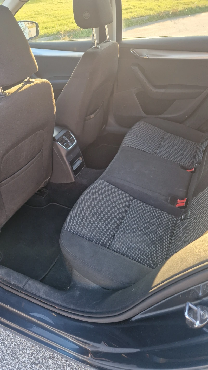 Skoda Octavia 1.6 TDI, снимка 4 - Автомобили и джипове - 52816127