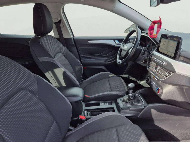 Ford Focus 1.0 EcoBoost, снимка 11 - Автомобили и джипове - 53255233