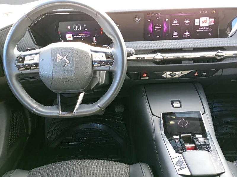 DS DS 4 TROCADERO BlueHDi 130 EAT8 E6.4, снимка 13 - Автомобили и джипове - 53445155