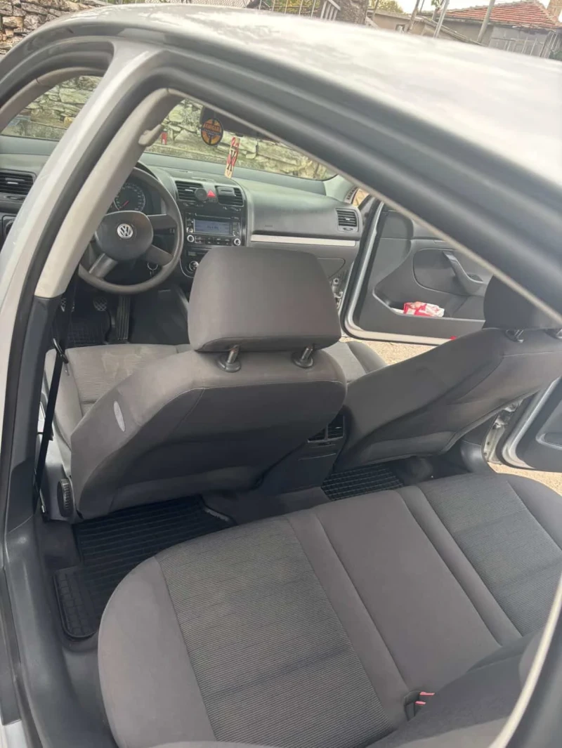 VW Golf, снимка 11 - Автомобили и джипове - 53576943