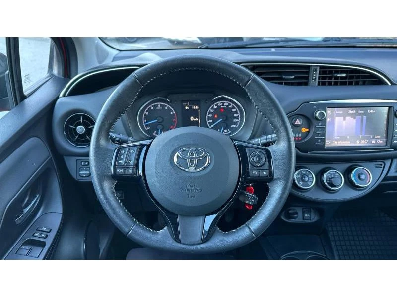 Toyota Yaris  1.5P LUNA - изображение 9