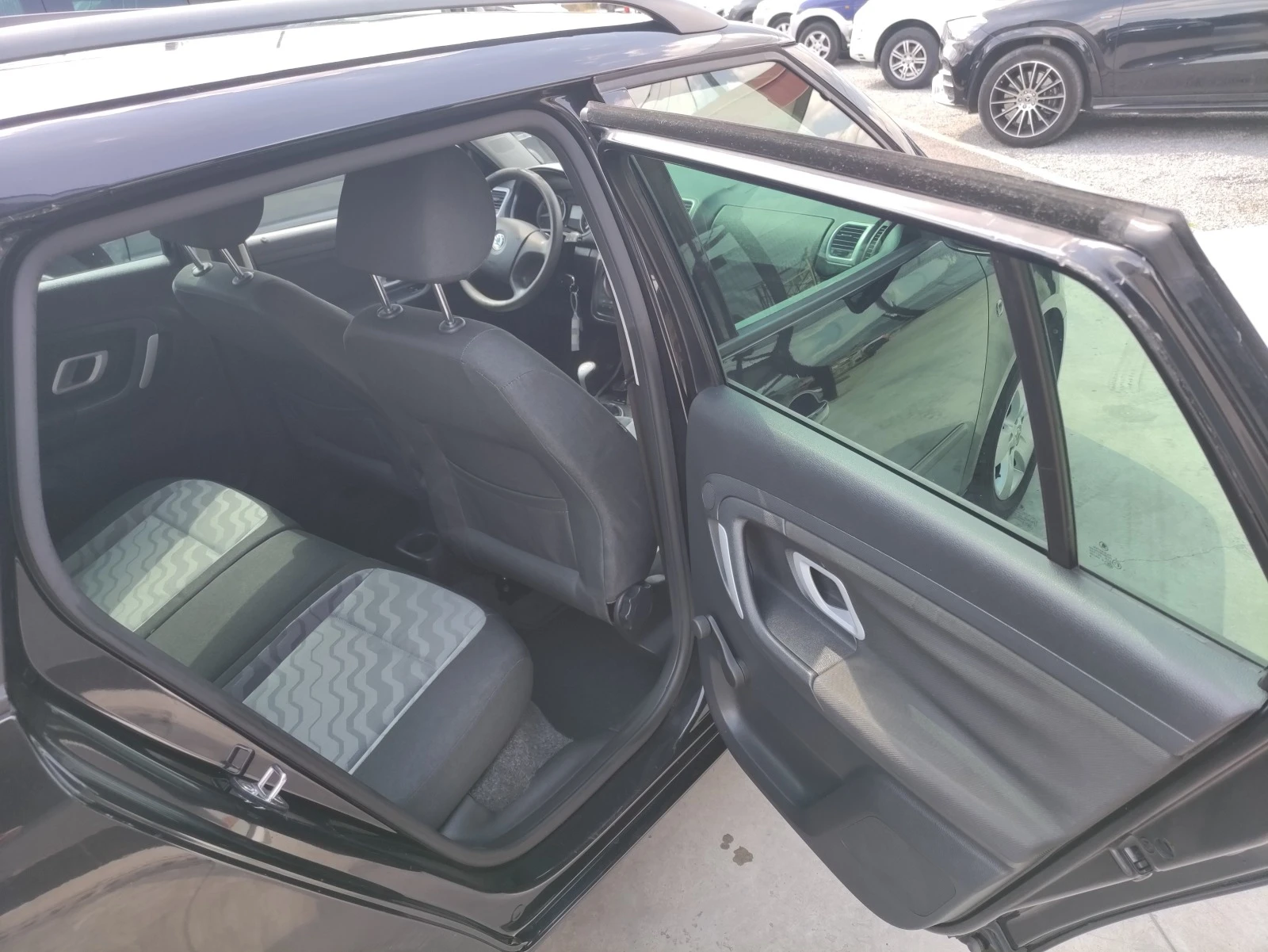 Skoda Fabia 1.2i 69k.c Euro4    | Mobile.bg   11