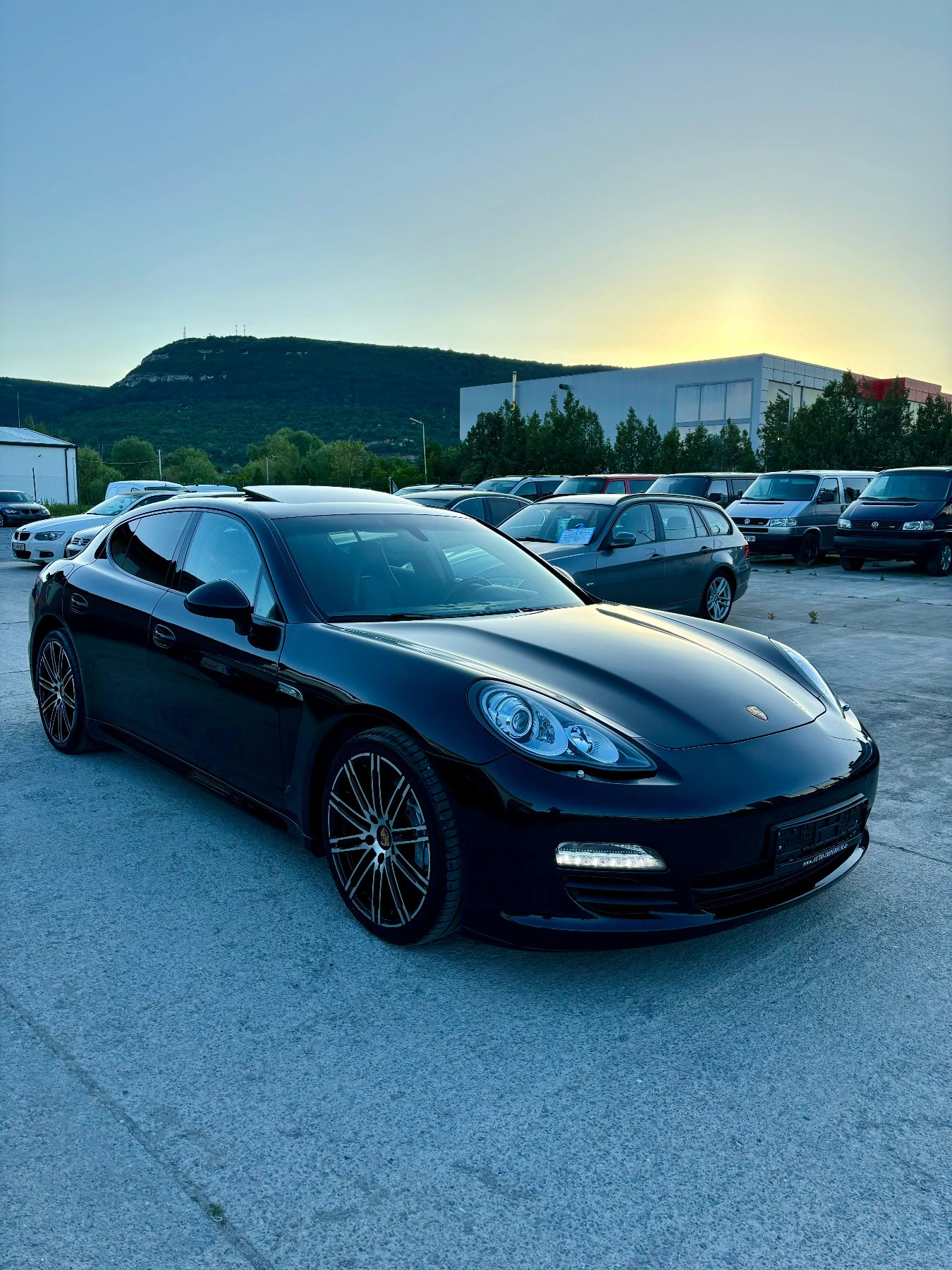 Porsche Panamera 3.0 Diesel  - изображение 3