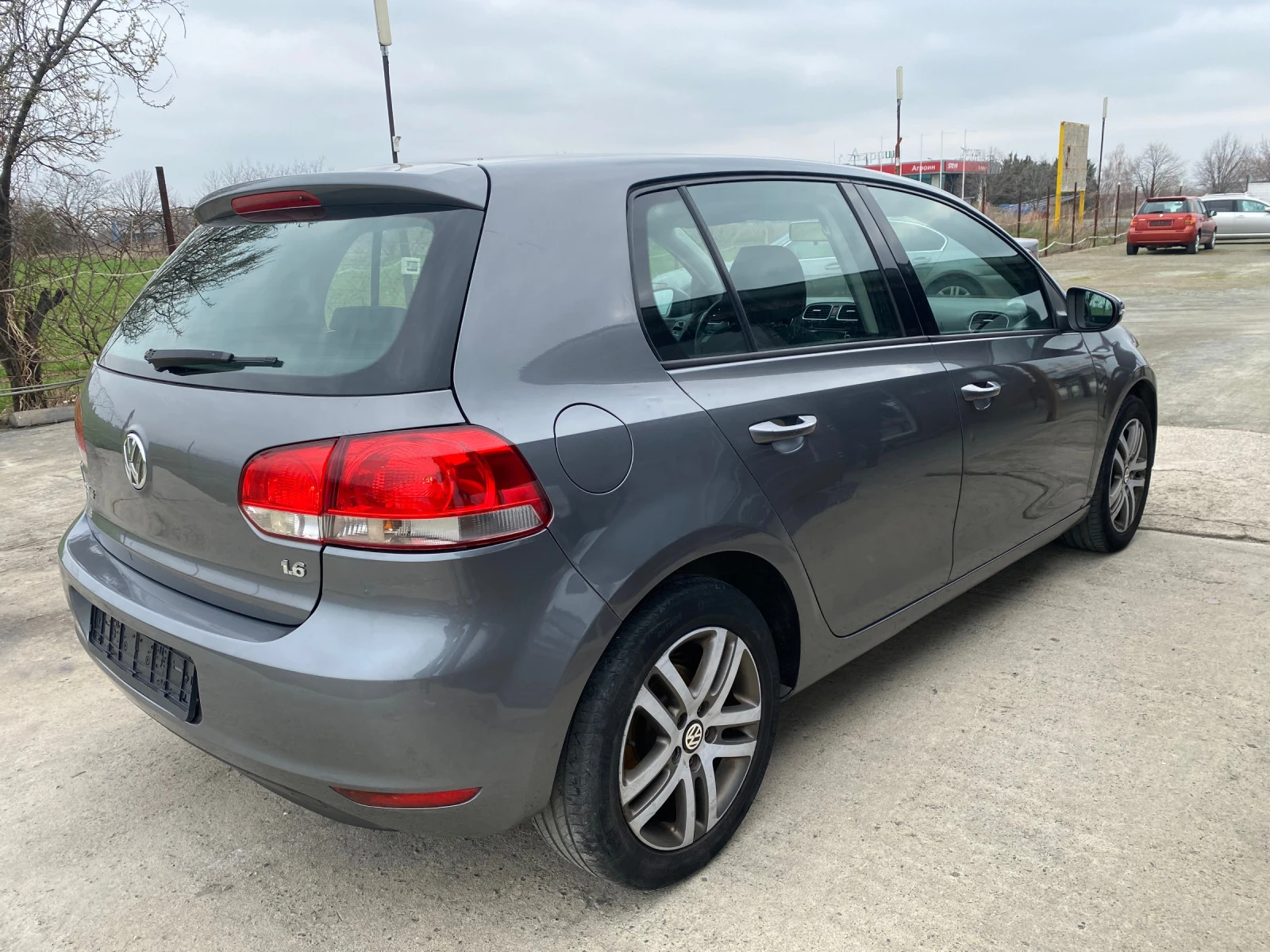 VW Golf 1.6+ ГАЗ - изображение 7