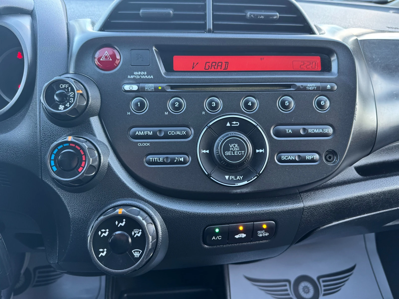 Honda Jazz 1.2 i / Euro 5B /  | Mobile.bg   12