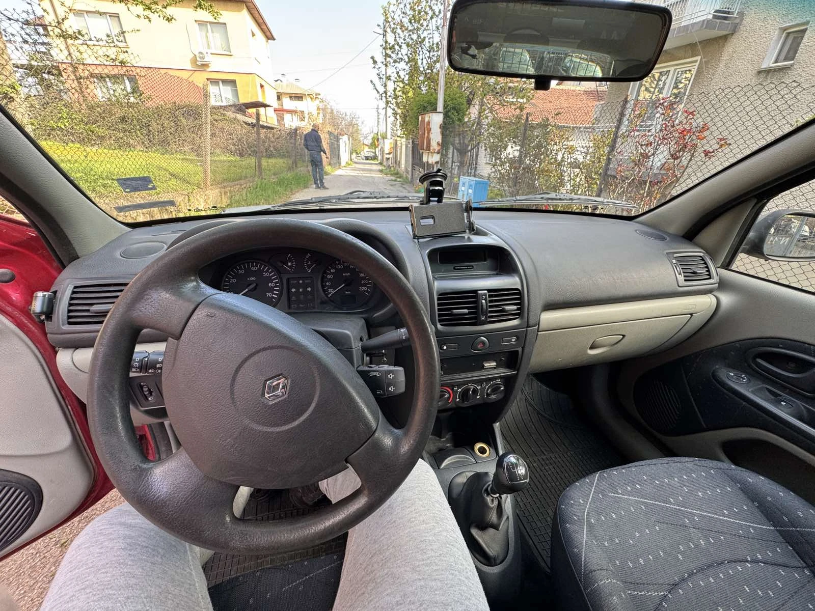 Renault Clio  - изображение 5