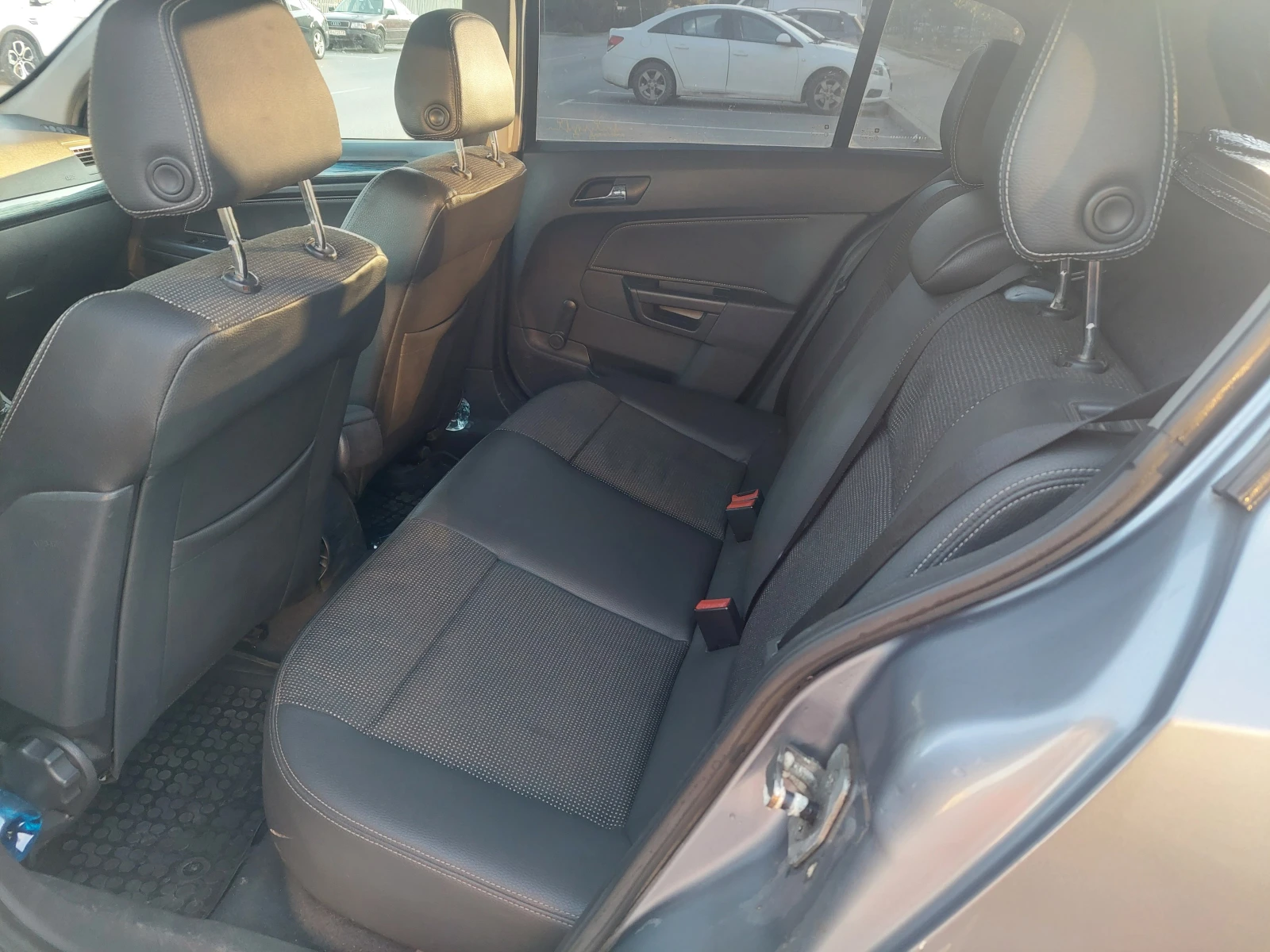 Opel Astra  - изображение 8
