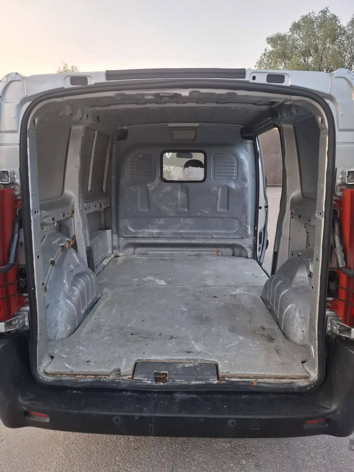 Fiat Scudo 2.0HDI 120к.с - изображение 9