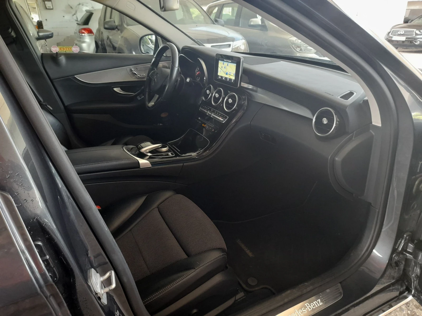 Mercedes-Benz C 350 | Mobile.bg   11