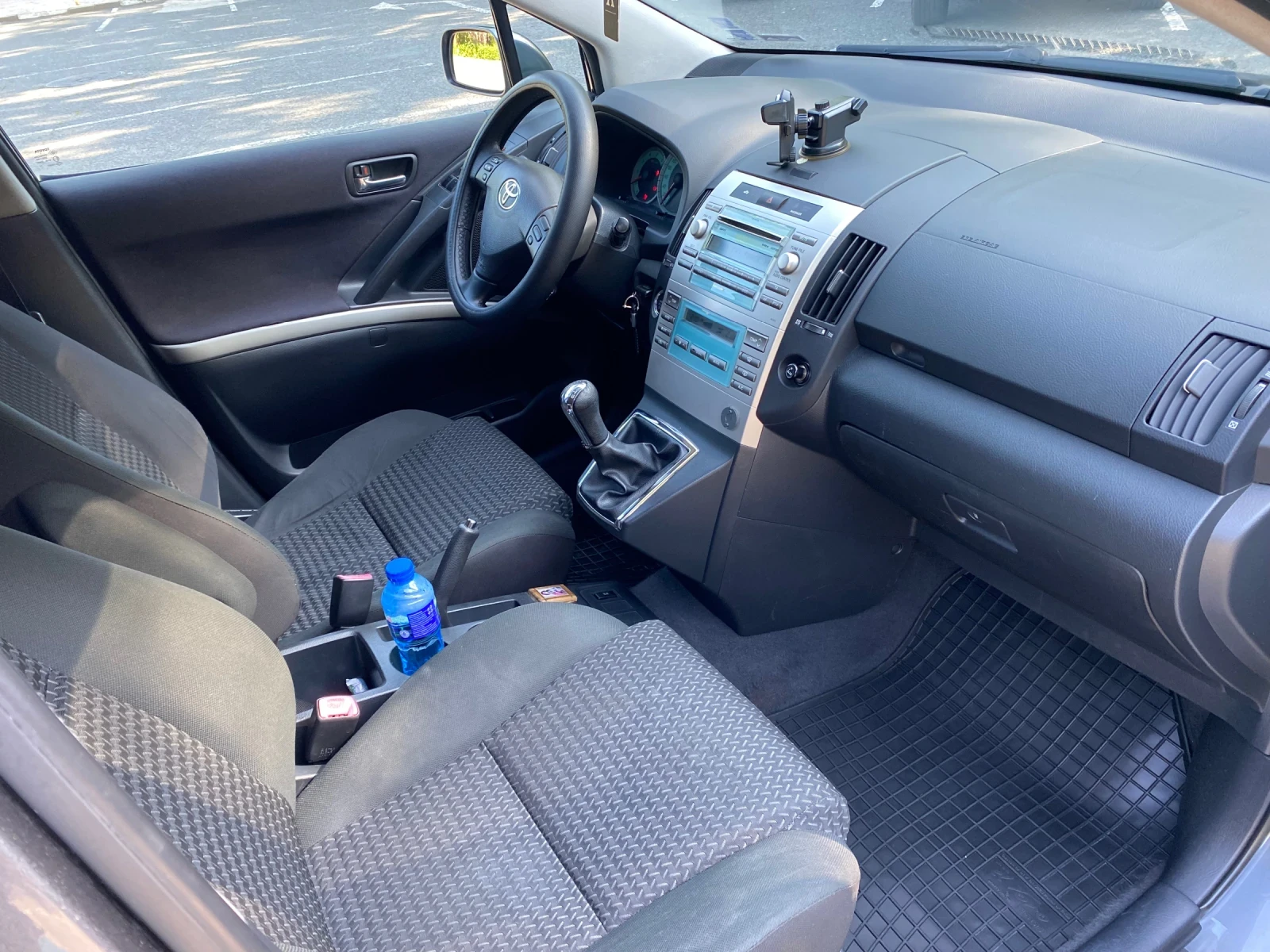 Toyota Corolla verso  - изображение 6