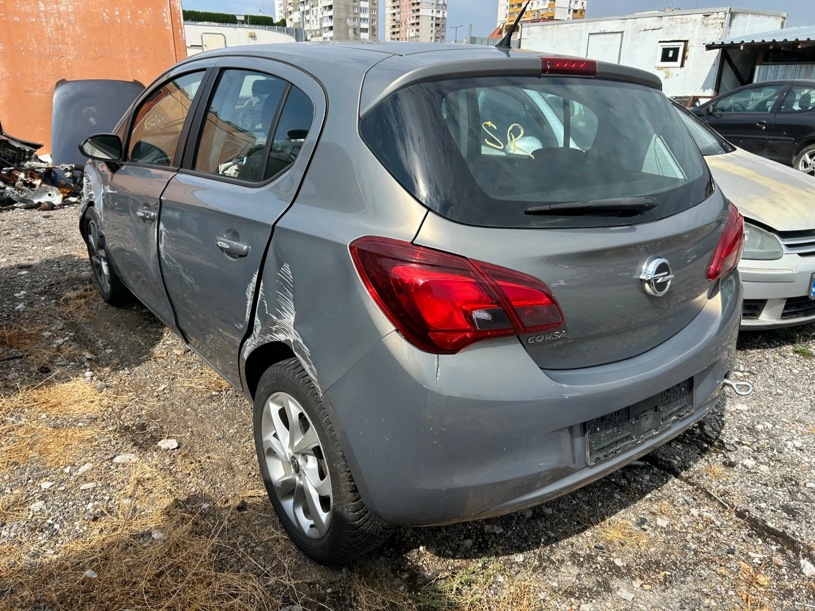 Opel Corsa 1.4i 90кс - изображение 3