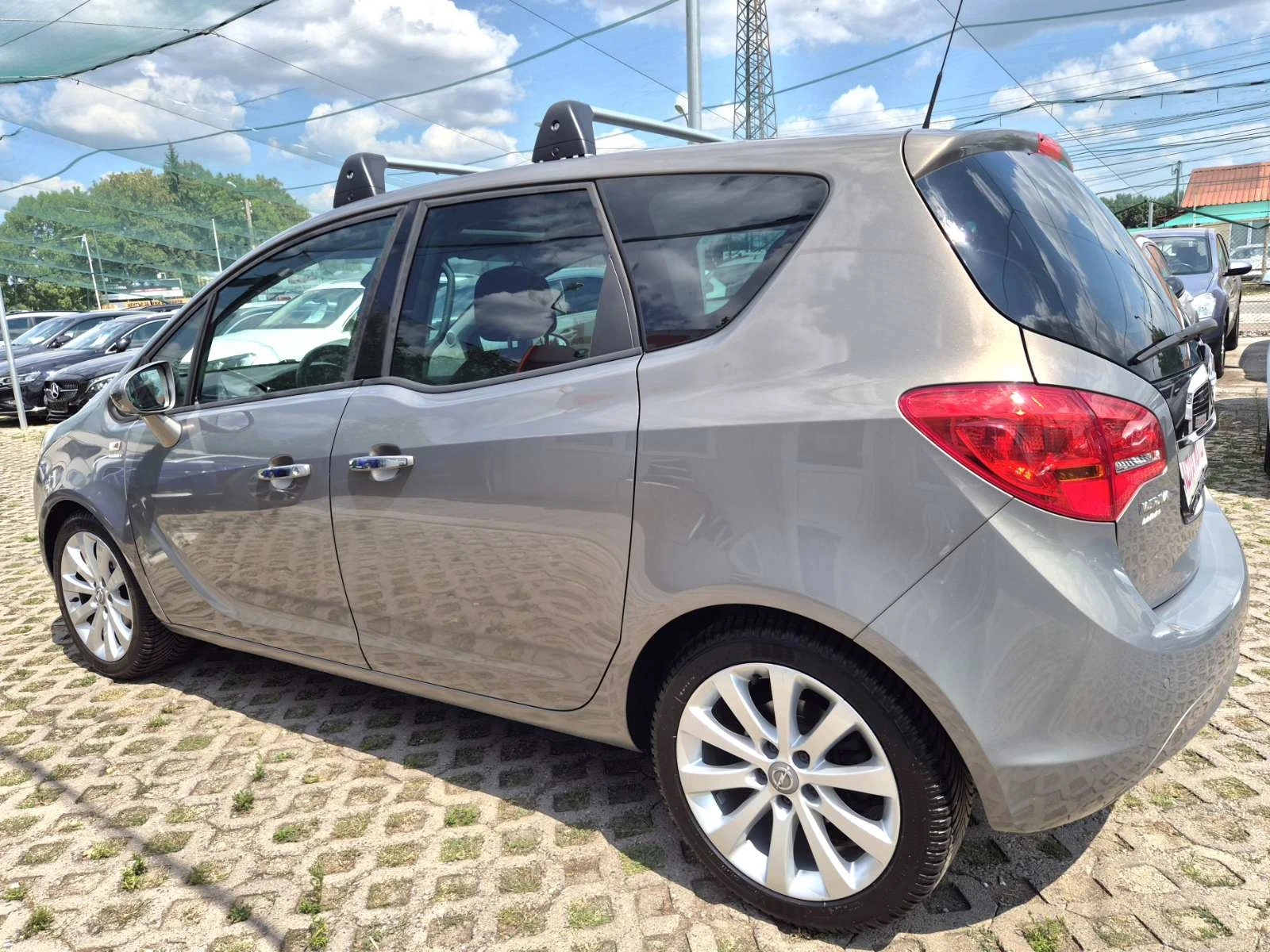 Opel Meriva 1.4i-120кс-GPL-ПАНОРАМА -COSMO - изображение 2