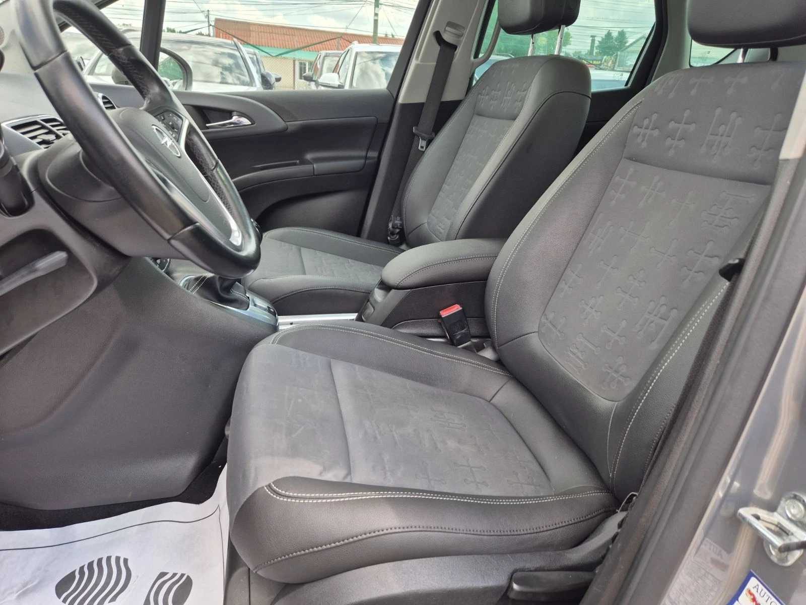 Opel Meriva 1.4i-120кс-GPL-ПАНОРАМА -COSMO - изображение 7