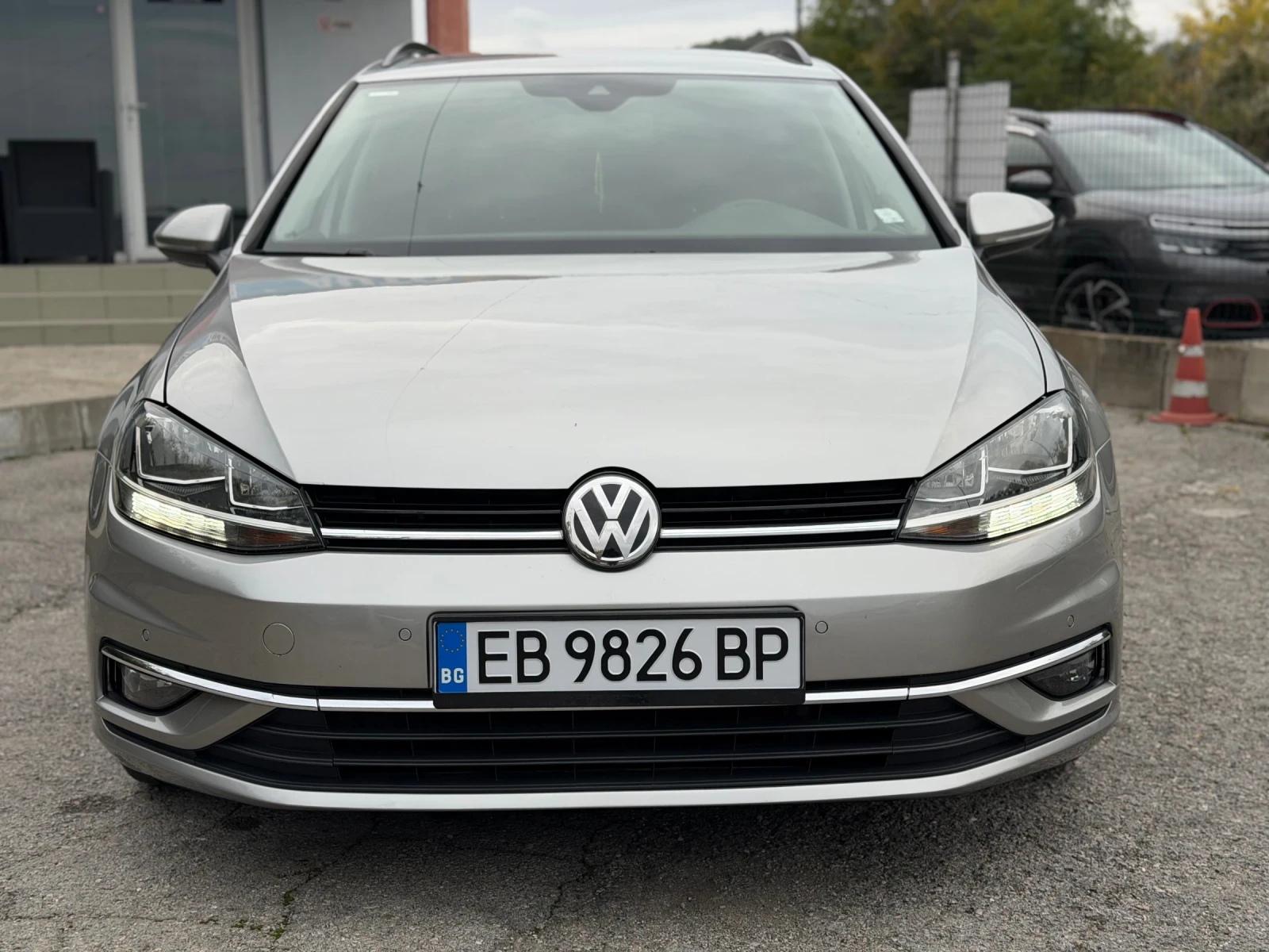 VW Golf FACELIFT* ОБСЛУЖЕН*  - изображение 2