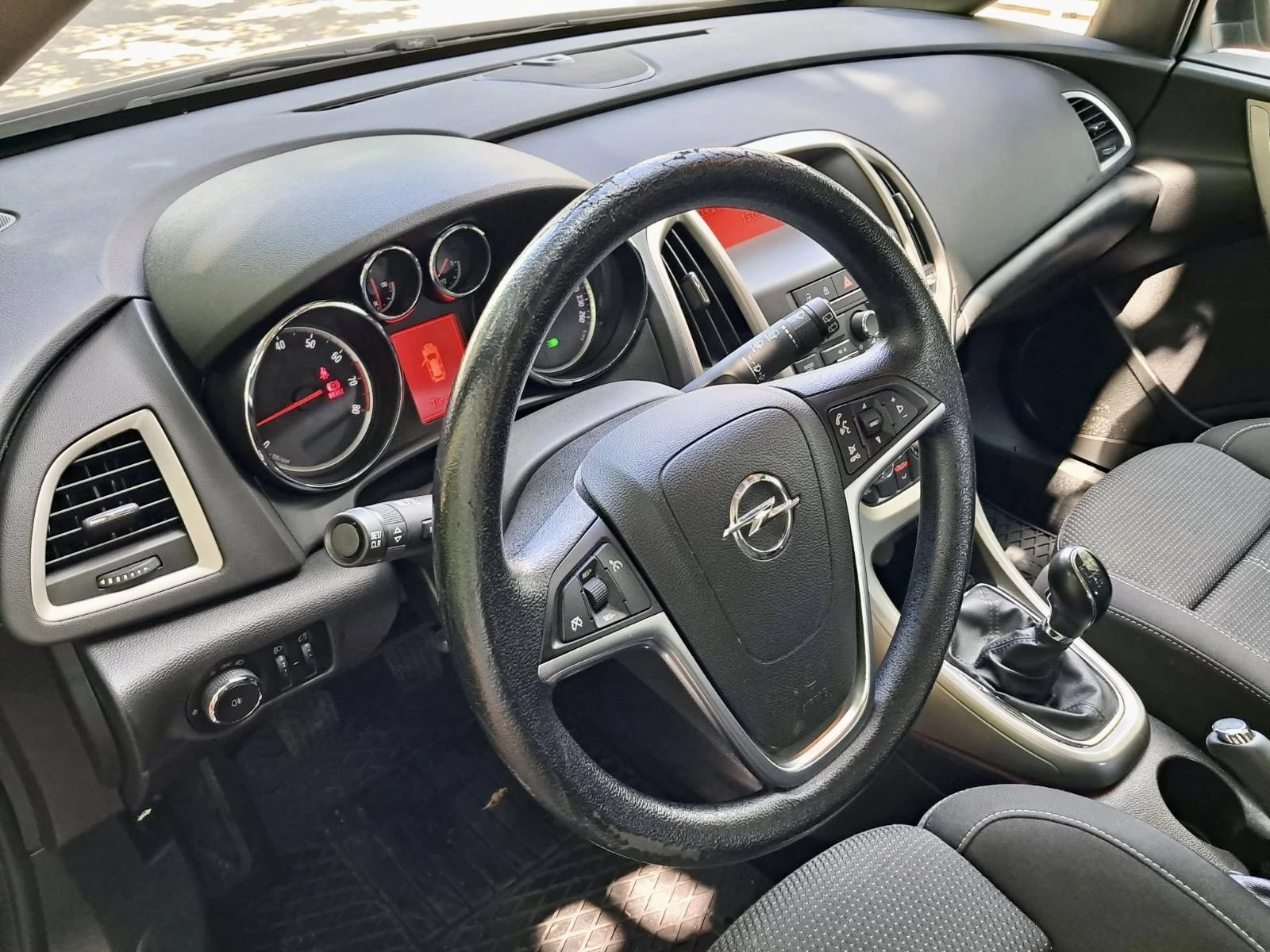 Opel Astra  - изображение 8