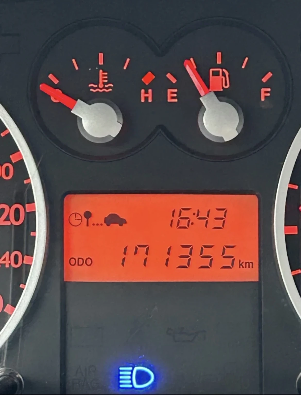 Hyundai Coupe, снимка 11 - Автомобили и джипове - 53852017