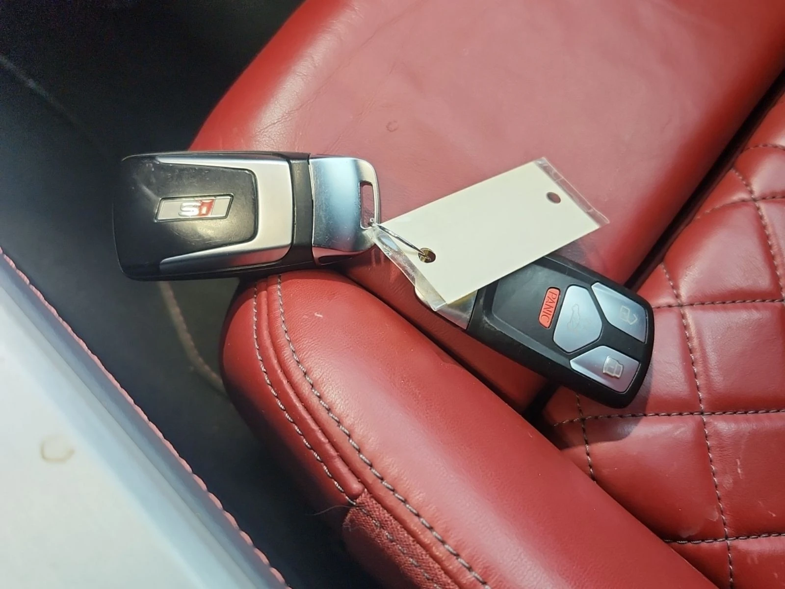 Audi S4 PROGRESSIV С РЕГИСТРАЦИЯ & АВТО КРЕДИТ, снимка 15 - Автомобили и джипове - 53890092