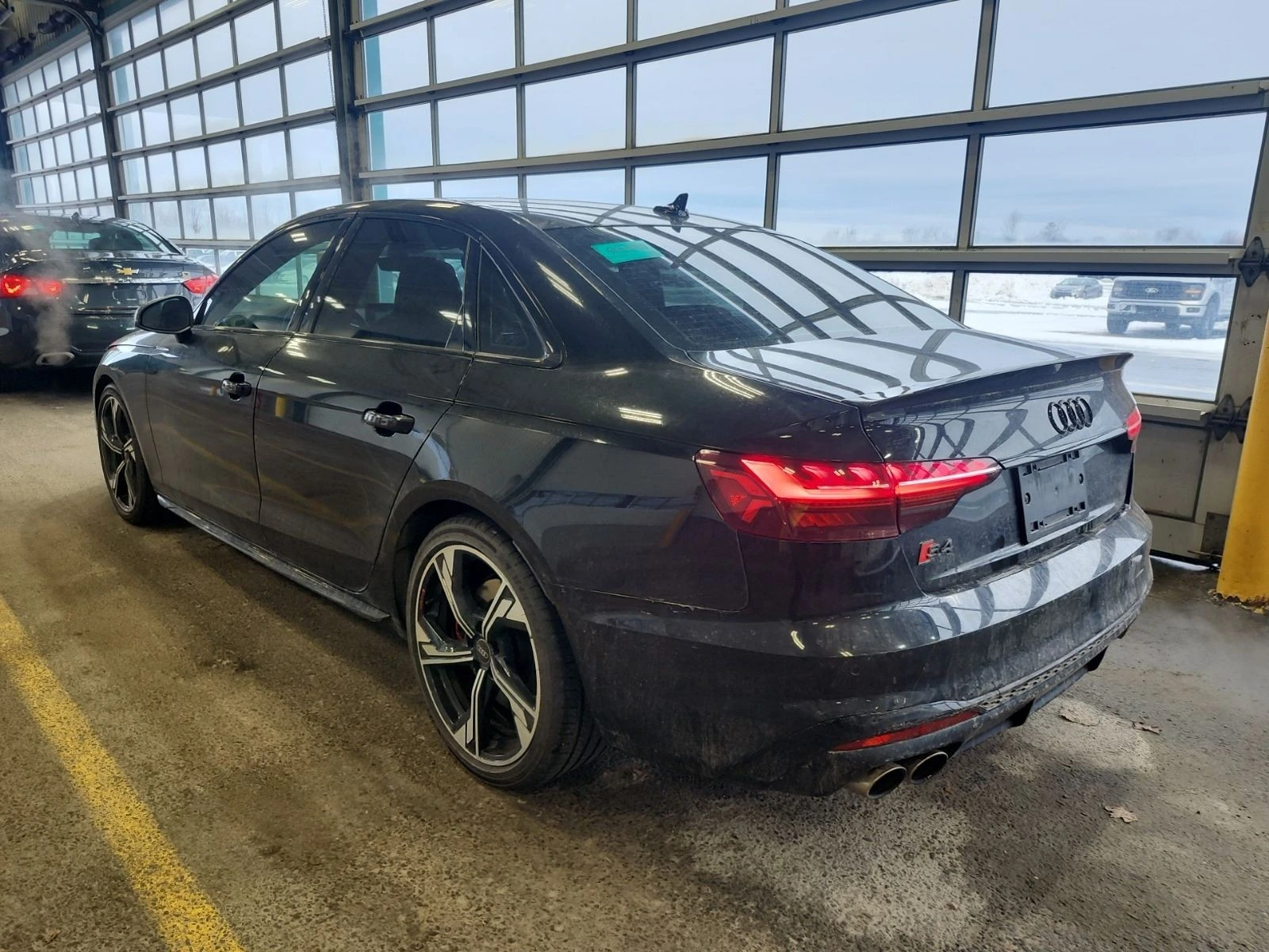 Audi S4 PROGRESSIV С РЕГИСТРАЦИЯ & АВТО КРЕДИТ, снимка 4 - Автомобили и джипове - 53890092