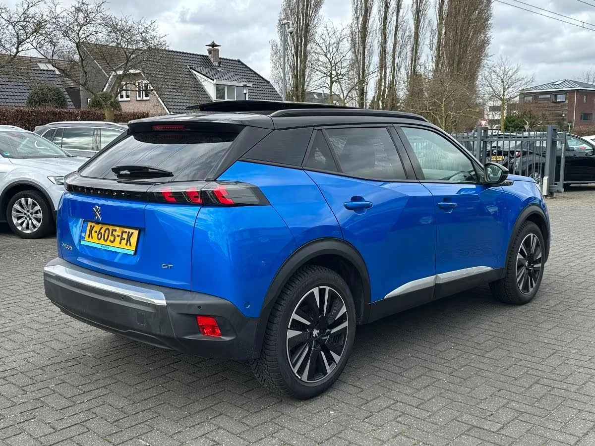 Peugeot 2008 Electric GT Editon 50KW 91% SOH  , снимка 2 - Автомобили и джипове - 53902182