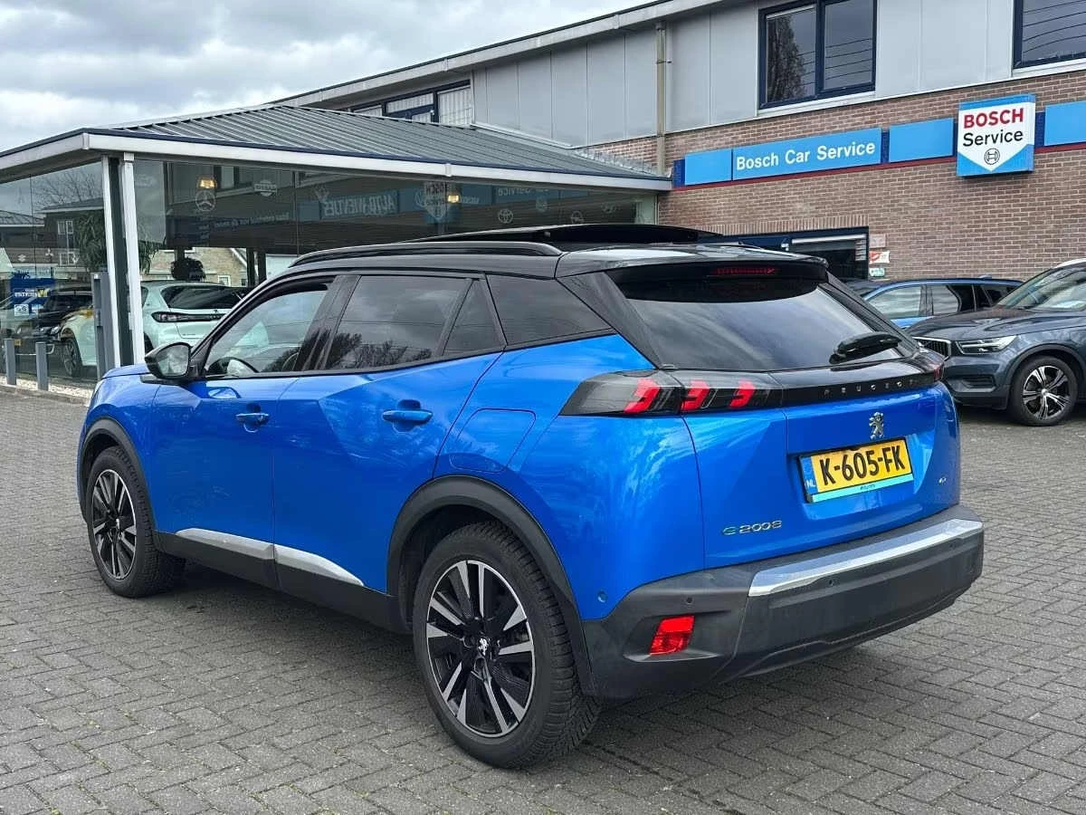 Peugeot 2008 Electric GT Editon 50KW 91% SOH  , снимка 3 - Автомобили и джипове - 53902182