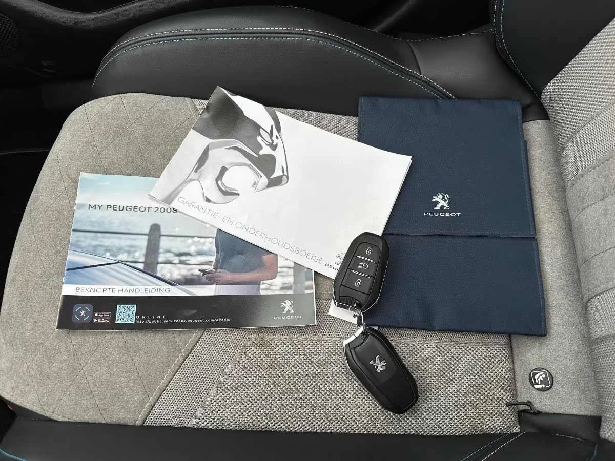 Peugeot 2008 Electric GT Editon 50KW 91% SOH  , снимка 16 - Автомобили и джипове - 53902182