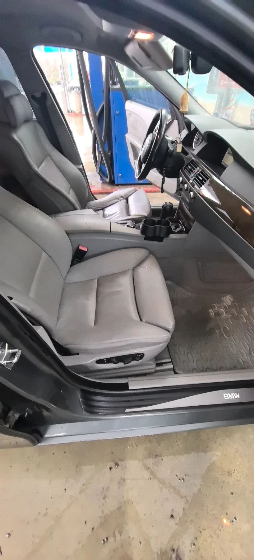 BMW 530, снимка 13 - Автомобили и джипове - 54012281