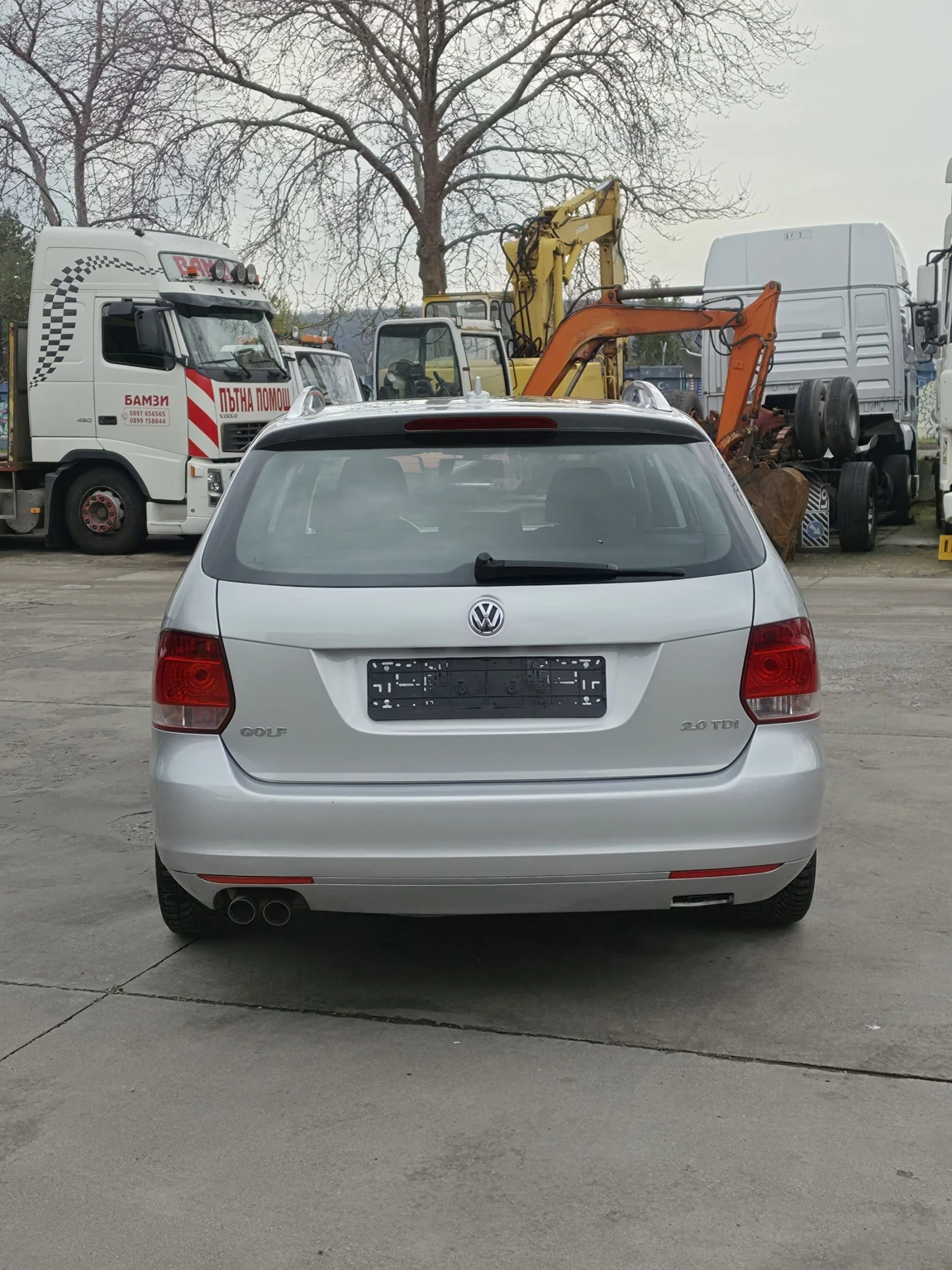 VW Golf 2.0 TDI 140к.с., снимка 8 - Автомобили и джипове - 54078902