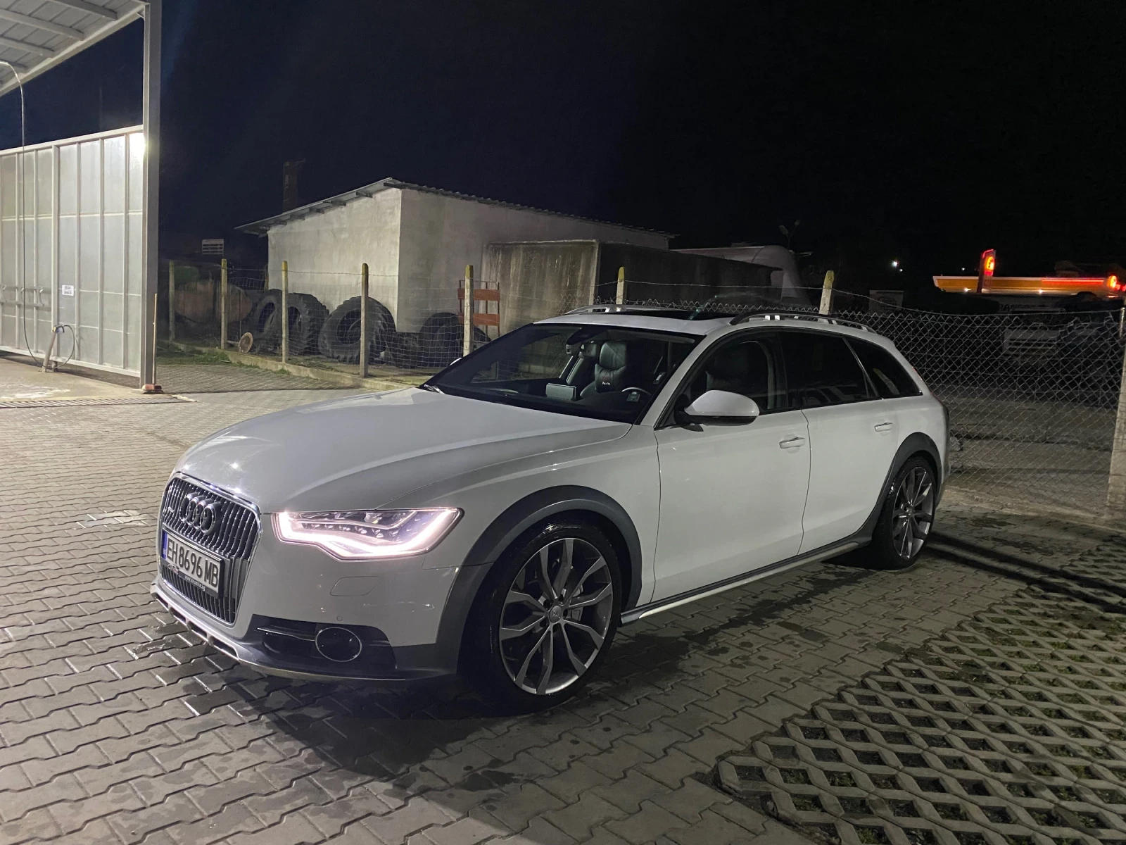 Audi A6 Allroad 3.0, снимка 11 - Автомобили и джипове - 54295987