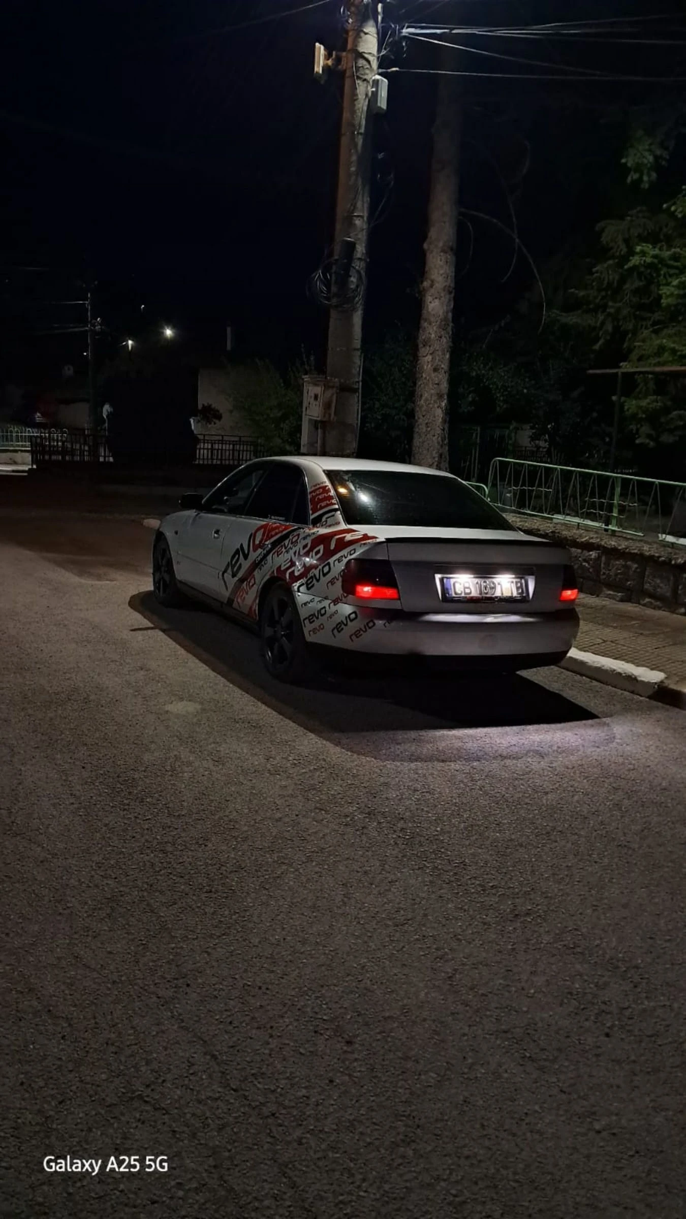 Audi A4 1.9 AFN 110к.с, снимка 6 - Автомобили и джипове - 54356205