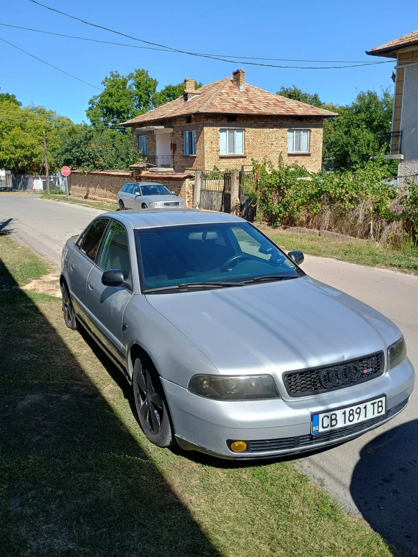 Audi A4 1.9 AFN 110к.с, снимка 3 - Автомобили и джипове - 54356205