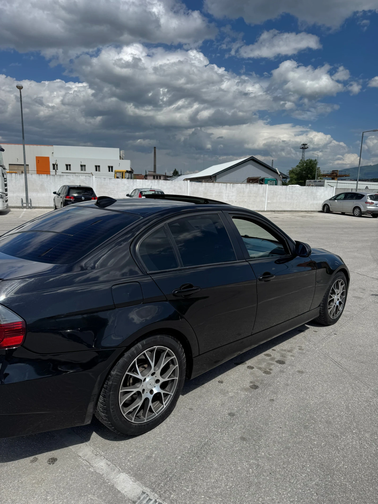 BMW 330, снимка 4 - Автомобили и джипове - 54575810