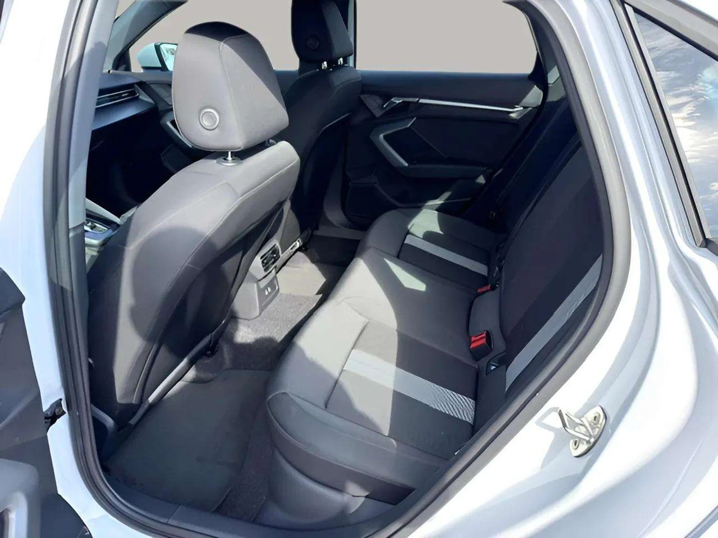 Audi A3 | Mobile.bg � ����������� 6