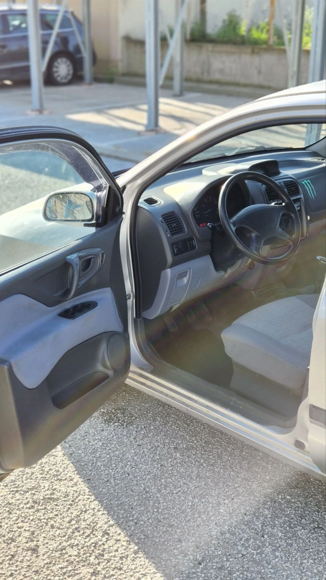 Mitsubishi Space star, снимка 5 - Автомобили и джипове - 54857188