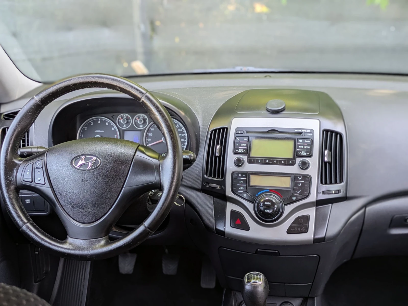 Hyundai I30 1.4i 105k.c, снимка 15 - Автомобили и джипове - 55244174