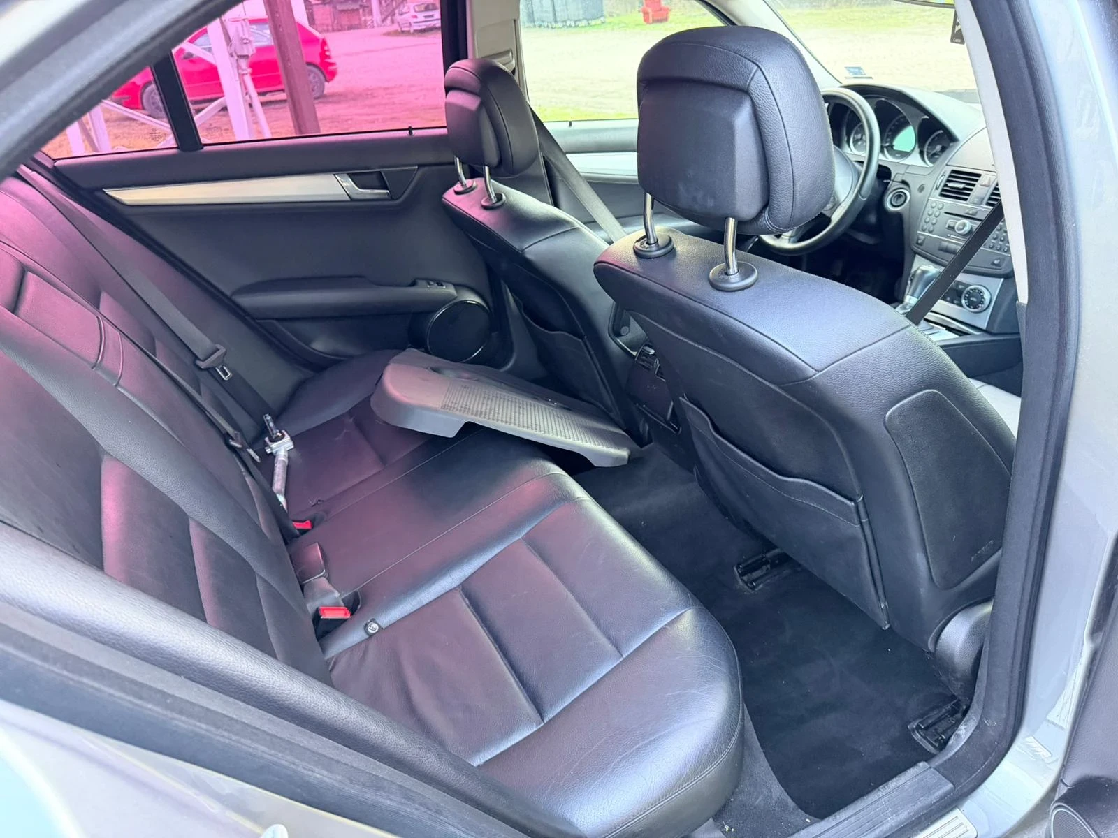 Mercedes-Benz C 220 CDi-автомат-кожа-нави, снимка 7 - Автомобили и джипове - 55392015
