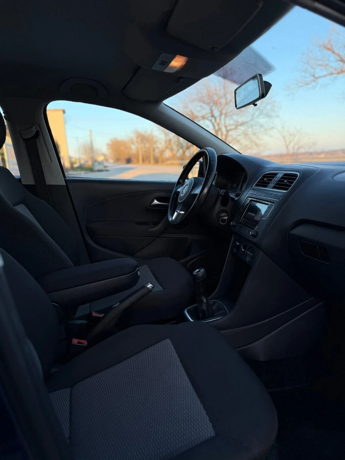 VW Polo, снимка 10 - Автомобили и джипове - 55748954