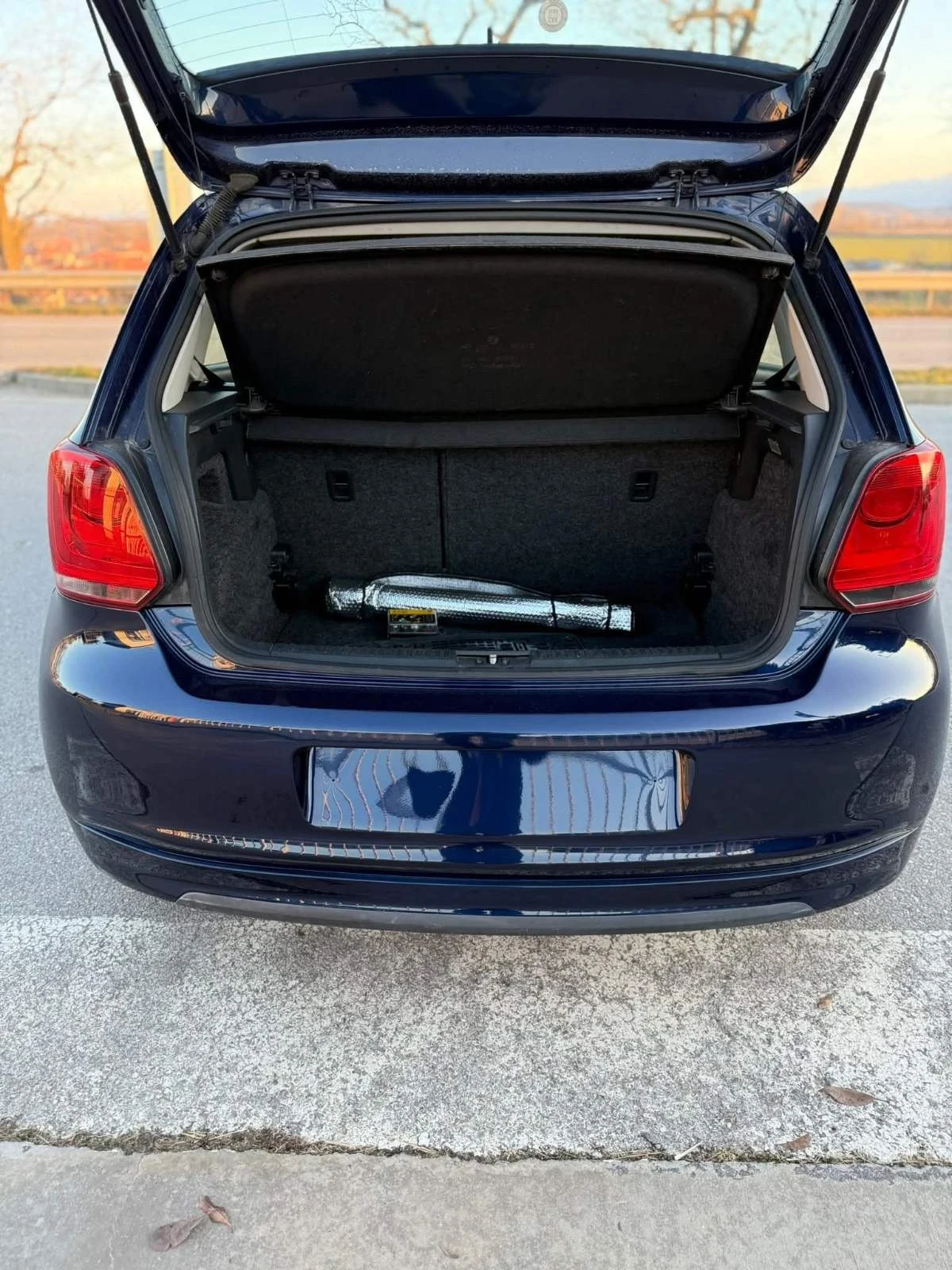 VW Polo, снимка 14 - Автомобили и джипове - 55748954