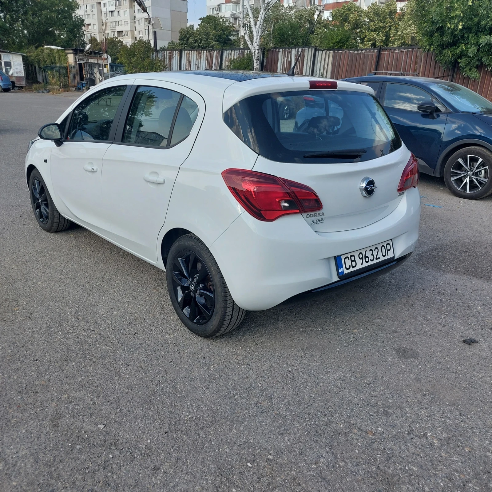 Opel Corsa Black White , снимка 15 - Автомобили и джипове - 55785328