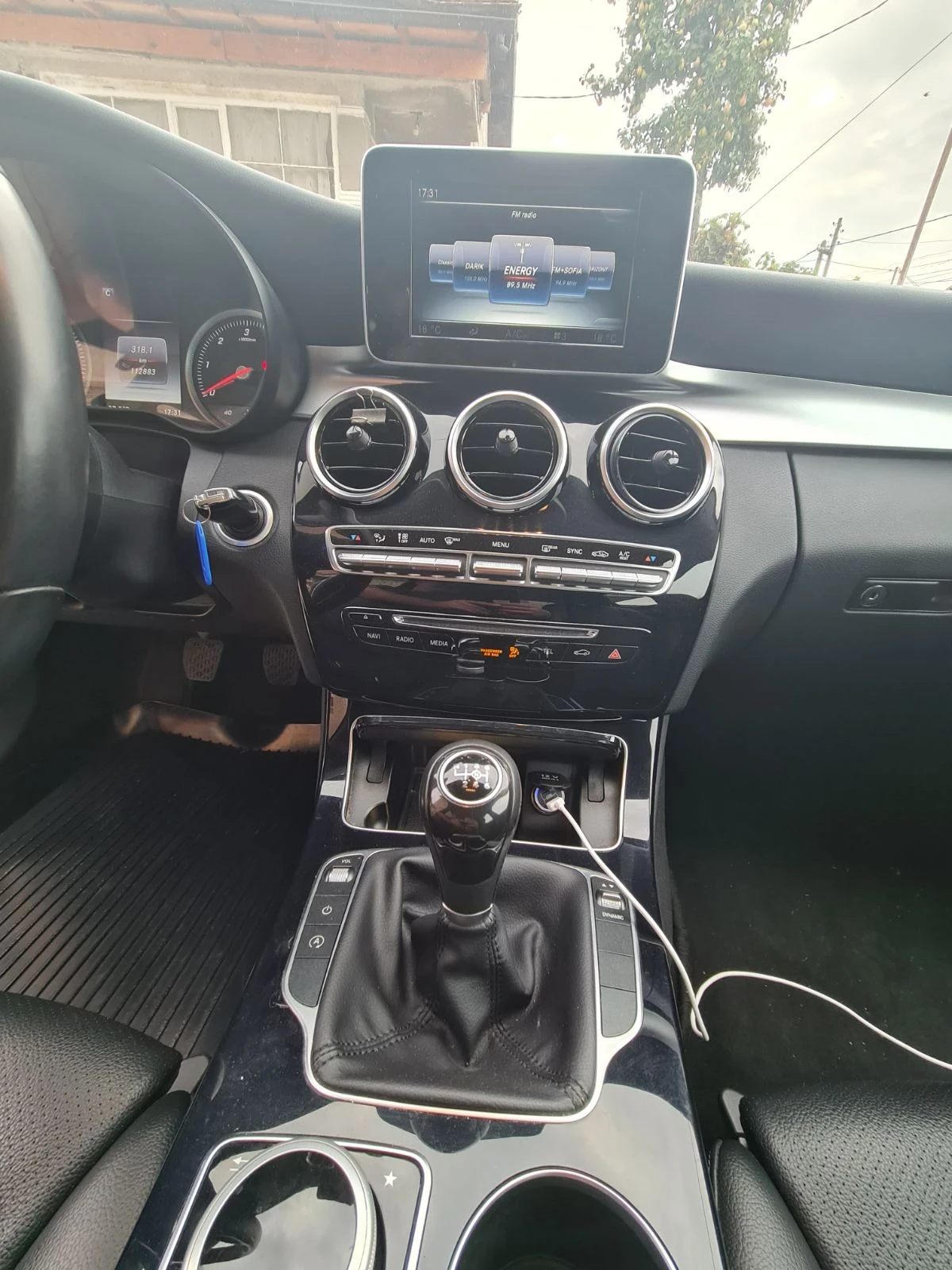 Mercedes-Benz C 200, снимка 4 - Автомобили и джипове - 56440781
