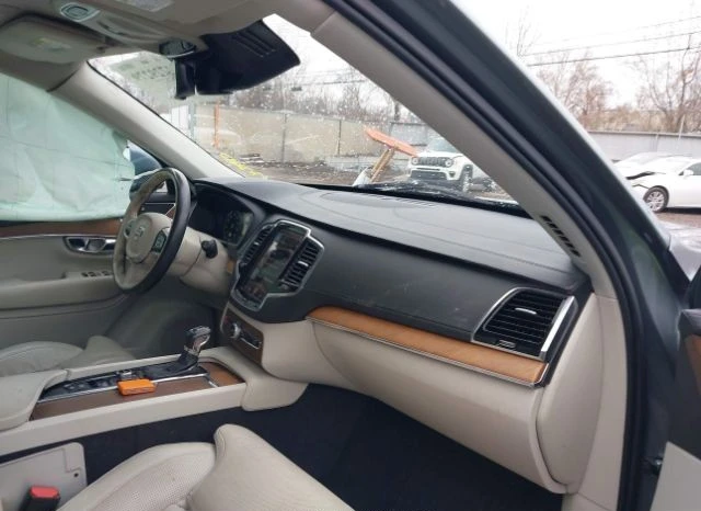 Volvo Xc90 T6 Inscription Digital* Обдухване* Пано* 360*  - изображение 9