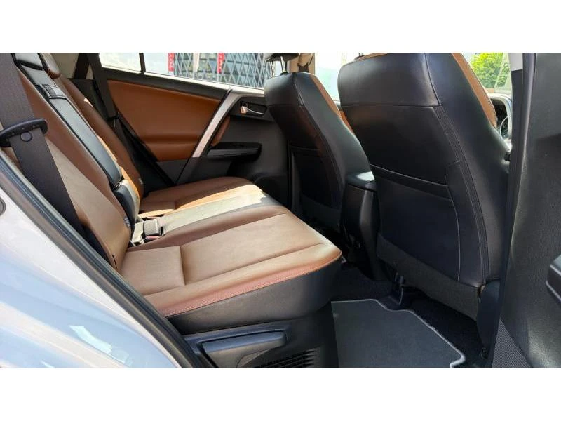Toyota Rav4 2.5HSD LUXURY AWD, снимка 7 - Автомобили и джипове - 55951947