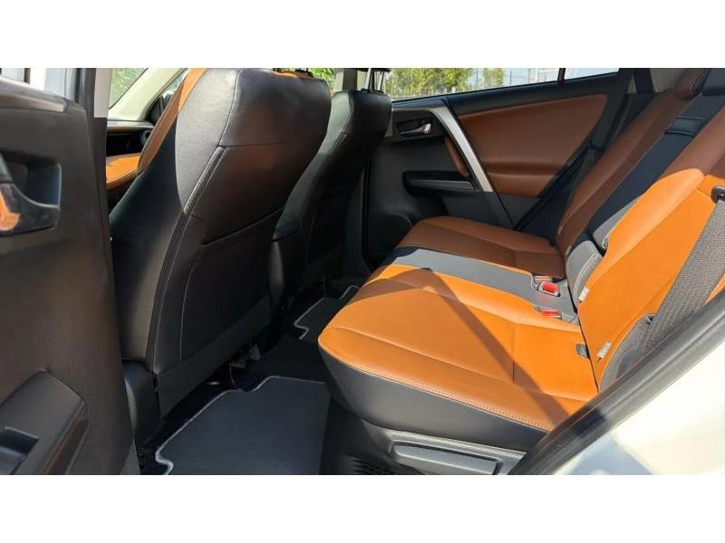 Toyota Rav4 2.5HSD LUXURY AWD, снимка 11 - Автомобили и джипове - 55951947