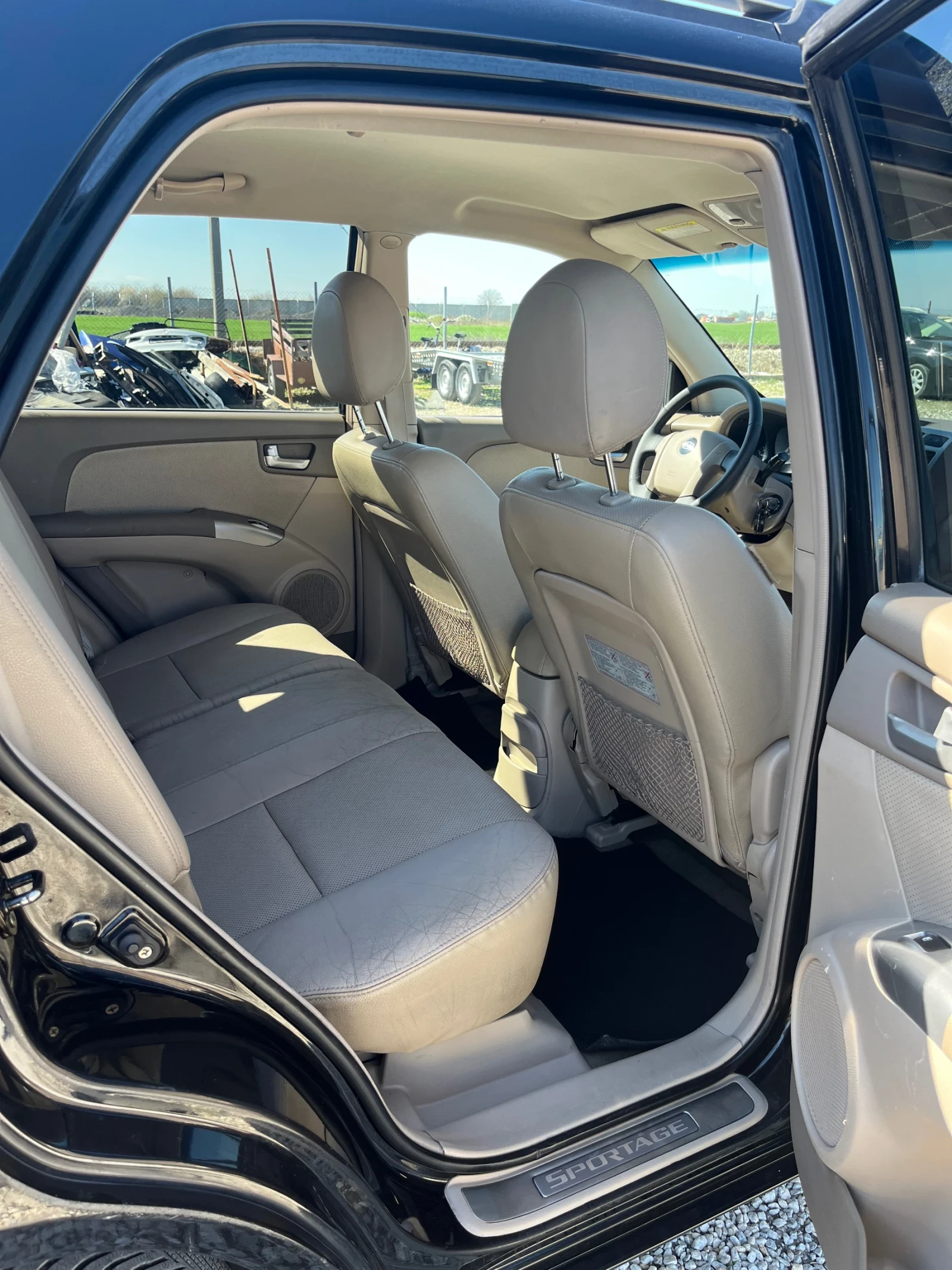 Kia Sportage 2.0 CRDi АВТОМАТ - изображение 9