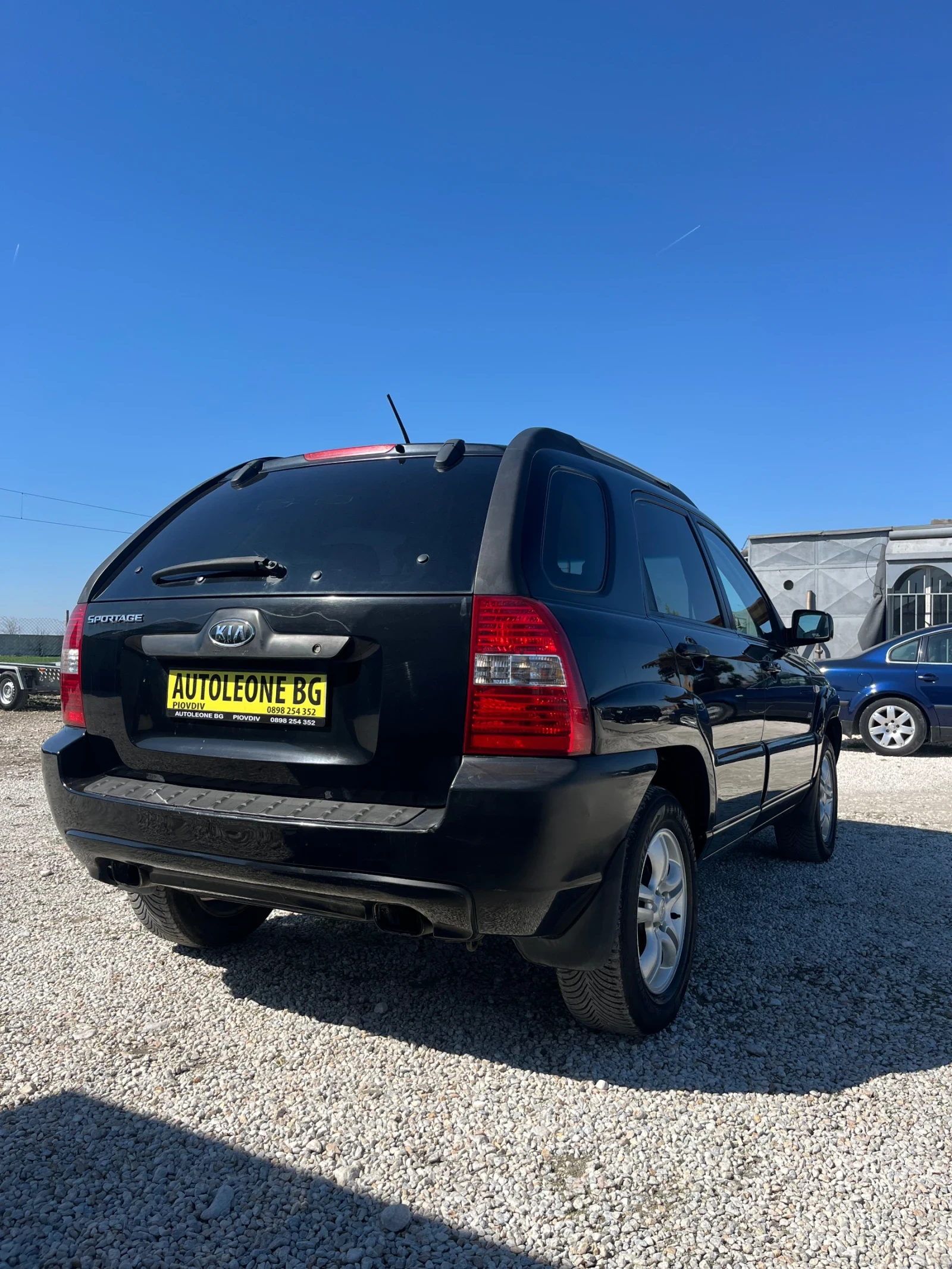 Kia Sportage 2.0 CRDi АВТОМАТ - изображение 3