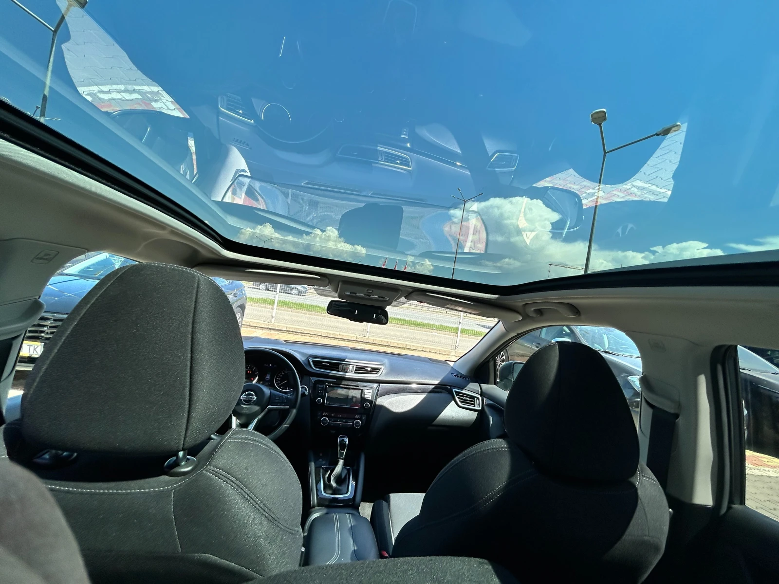 Nissan Qashqai 1.3 DIG-T N-Connecta A/T - изображение 6