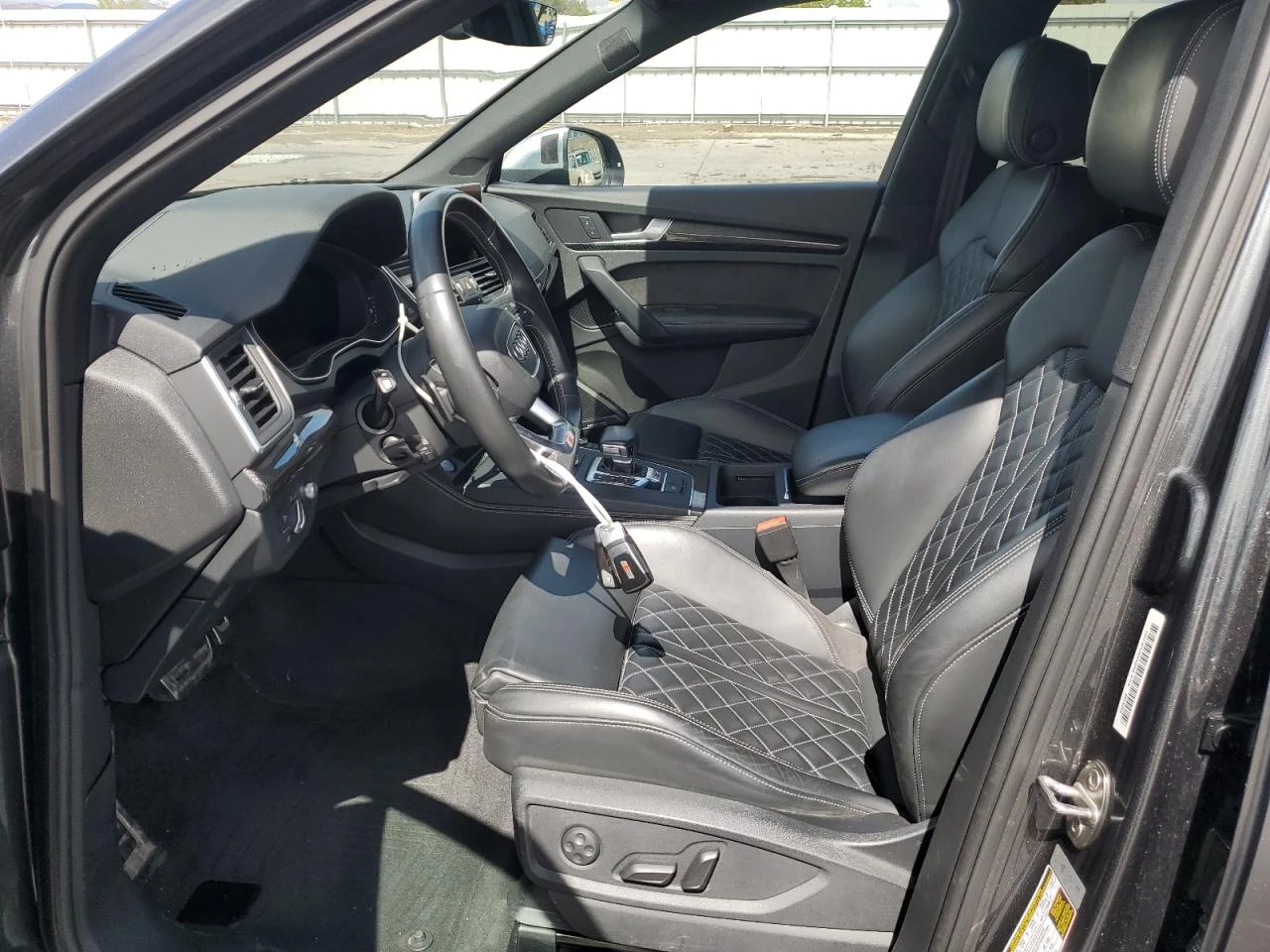Audi SQ5 PRESTIGE Matrix* B&O* 360* Въздух* Дистроник*  - изображение 7