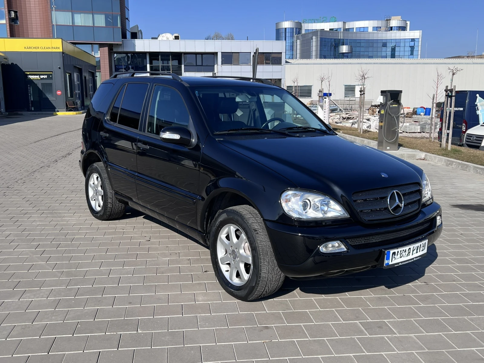 Mercedes-Benz ML 350  - изображение 2